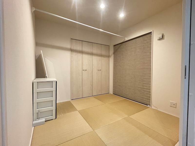 篠崎四丁目15番戸建 内観写真（リビング以外の居室）