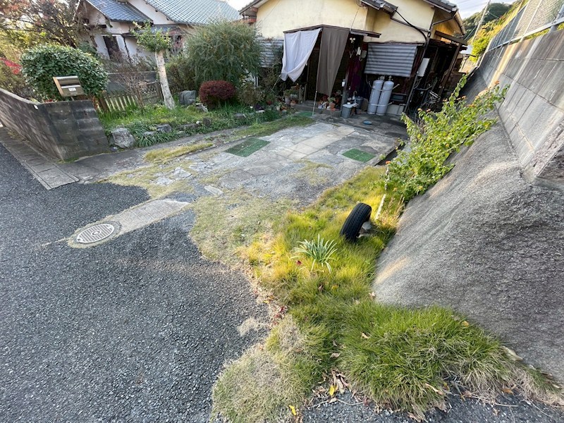桜台戸建 現地写真（駐車場）