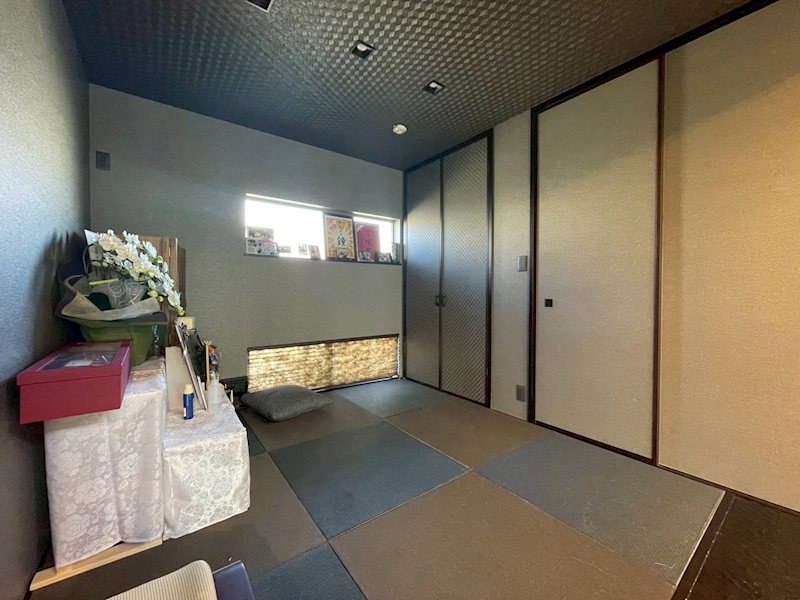 塩屋一丁目戸建 内観写真（リビング以外の居室）