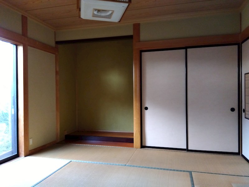 富士見二丁目戸建 内観写真（リビング以外の居室）