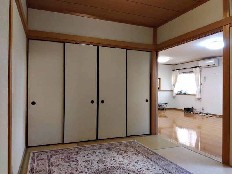 富士見二丁目戸建 内観写真（リビング以外の居室）
