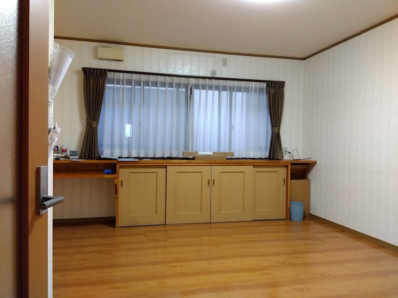 富士見二丁目戸建 内観写真（リビング以外の居室）
