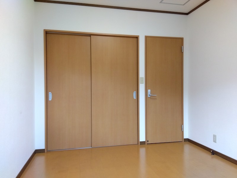 富士見二丁目戸建 内観写真（リビング以外の居室）