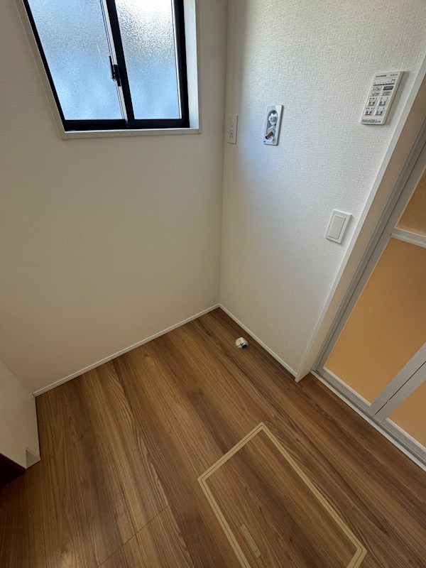 下畑町新築戸建3号棟　1期 内観写真（洗面台・洗面所）