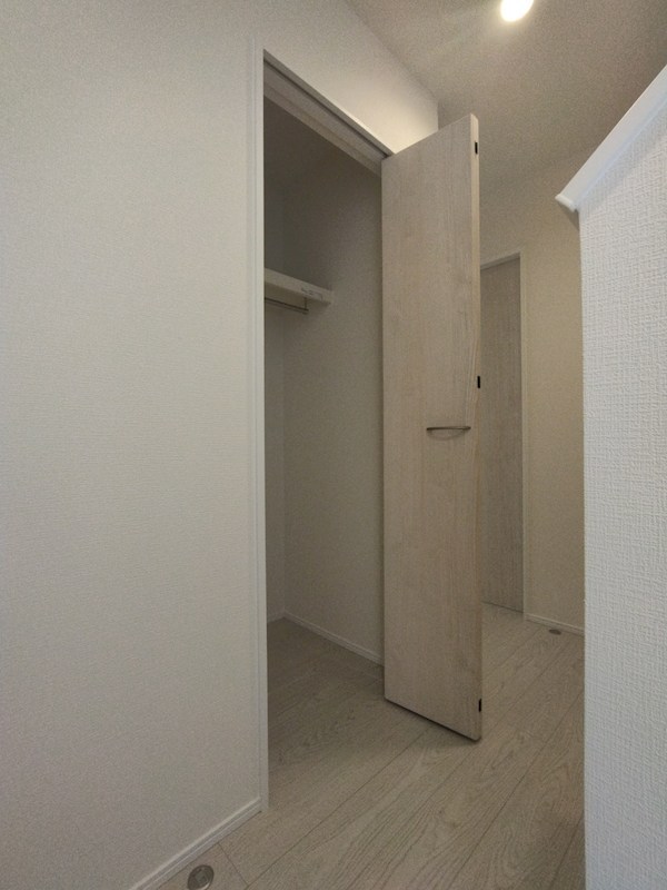 明治町新築戸建1号棟　1期 内観写真（収納）