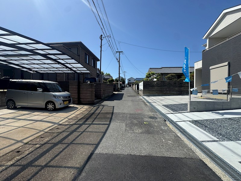 藤原三丁目新築戸建1号棟　4期  現地写真（前面道路含む現地写真）