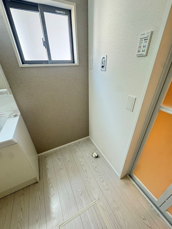 藤原三丁目新築戸建1号棟　4期  内観写真（洗面台・洗面所）
