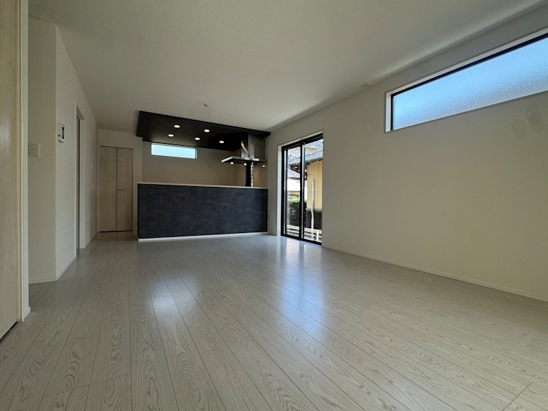 藤原三丁目新築戸建2号棟　4期  内観写真（リビング）