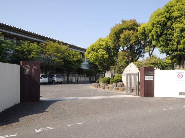 中の原二丁目新築戸建18号地  中学校