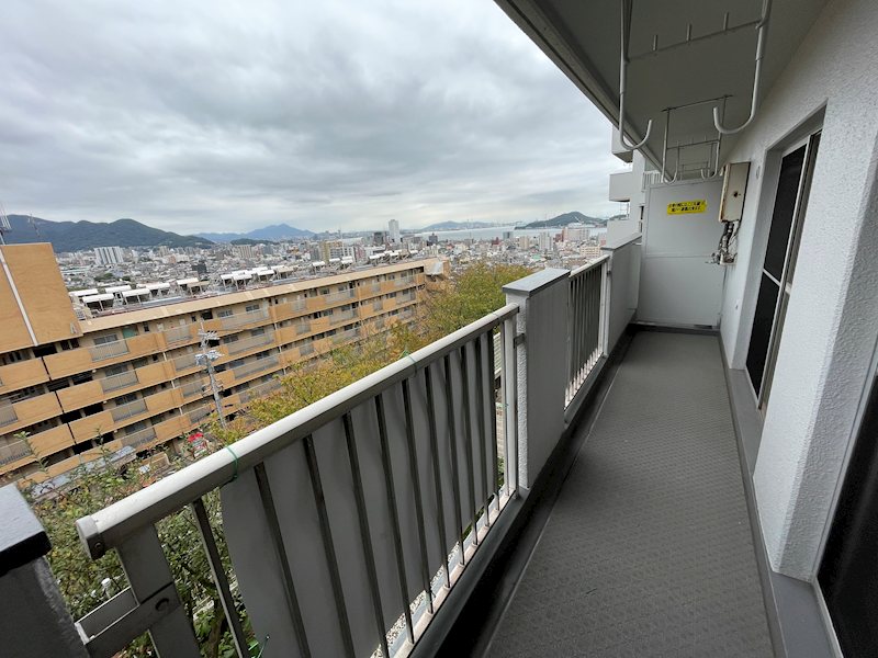 エメラルドハイツ大里Ⅰ 現地写真（バルコニー）