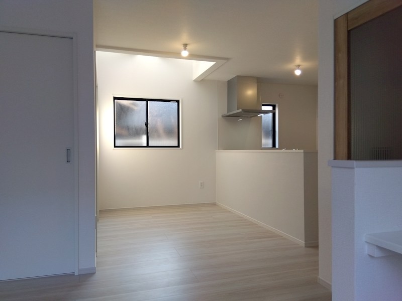 黒住町新築戸建1号棟　2期 内観写真（リビング）