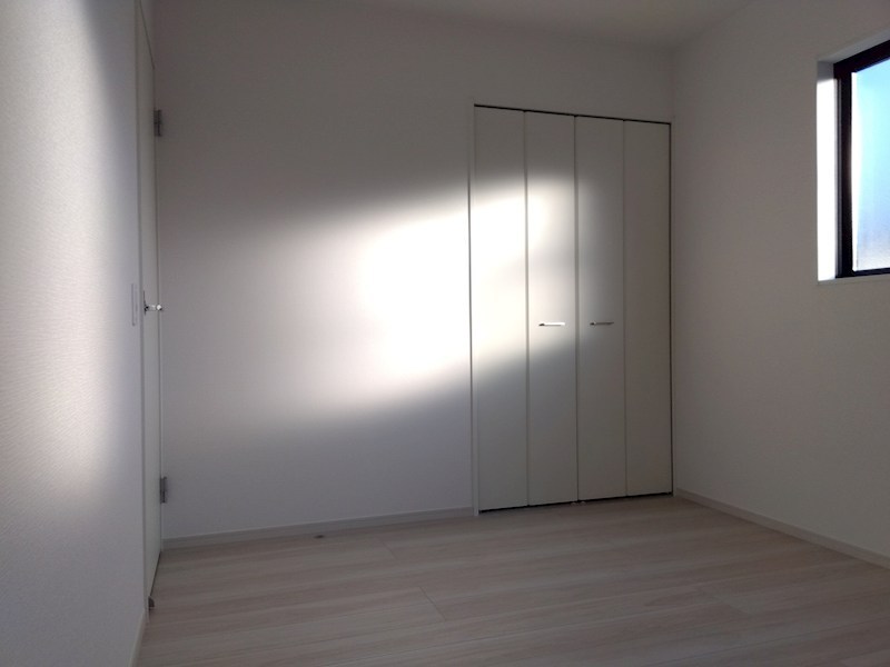 黒住町新築戸建1号棟　2期 内観写真（リビング以外の居室）