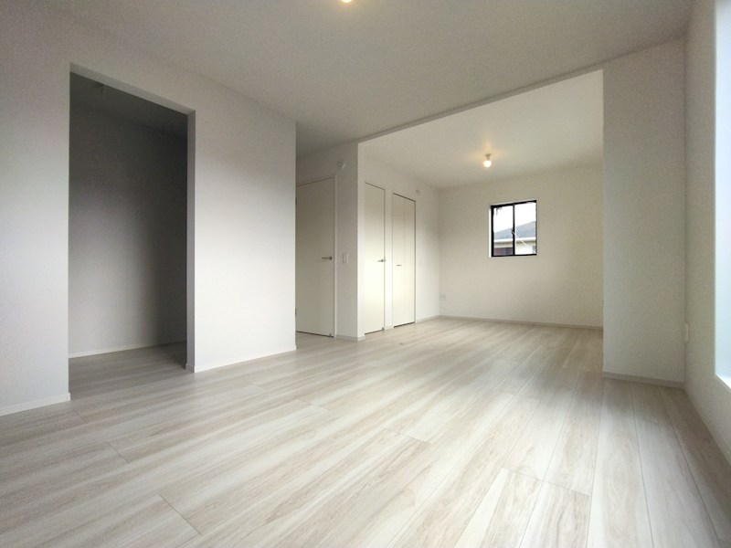 蓮角新築戸建3号棟　1期 内観写真（リビング以外の居室）