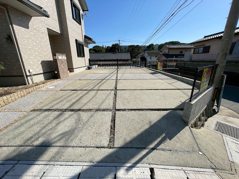 植木171番戸建 現地写真（駐車場）