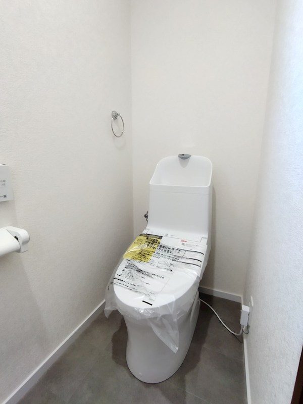芙蓉二丁目戸建 内観写真（トイレ）