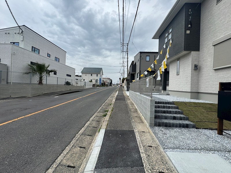 扇ヶ浦三丁目新築戸建2号地 現地写真（前面道路含む現地写真）