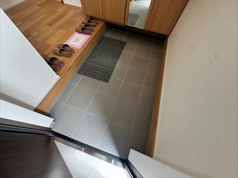 扇ヶ浦三丁目新築戸建2号地 現地写真（玄関）
