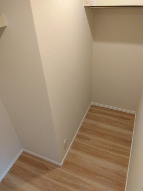 アンビエント小倉C棟 内観写真（収納）