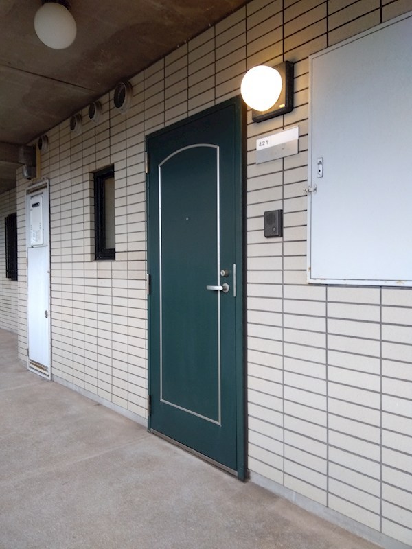 アンビエント小倉C棟 現地写真（玄関）