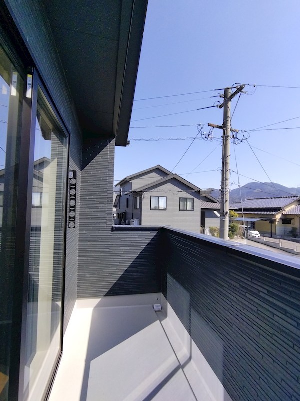 中の原三丁目新築戸建1号棟　3期 現地写真（バルコニー）