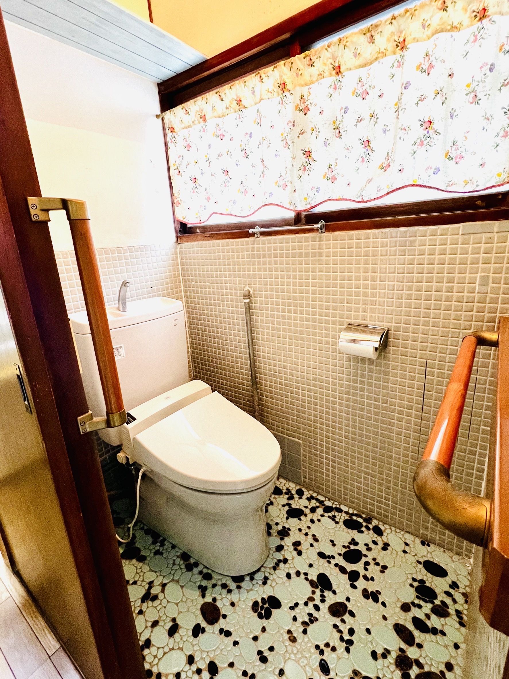 柳町四丁目戸建 内観写真（トイレ）