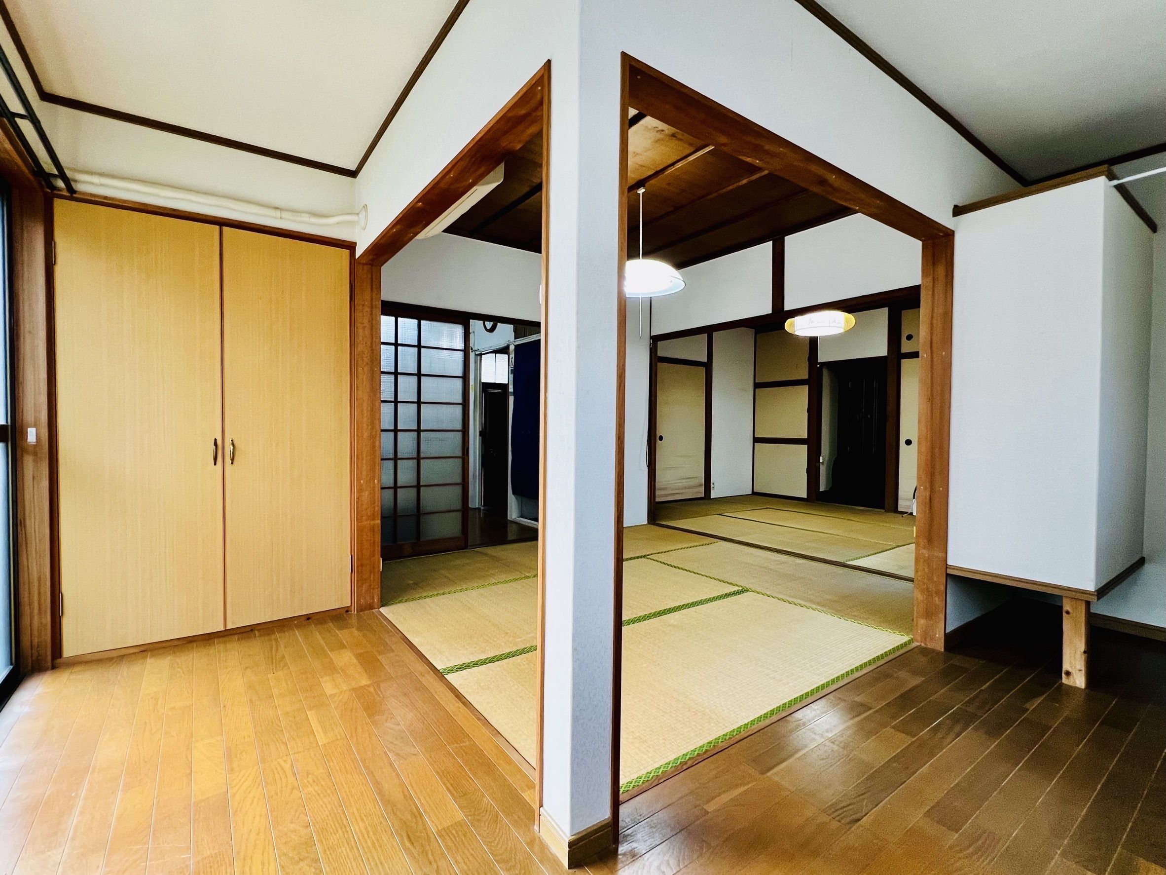 柳町四丁目戸建 内観写真（リビング以外の居室）