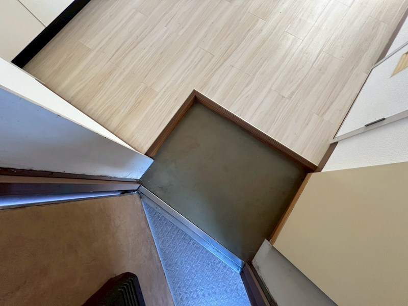シャトレ熊西 現地写真（玄関）