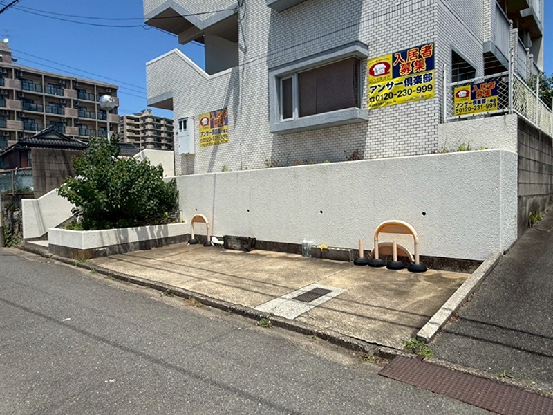 シャトレ熊西 現地写真（駐車場）