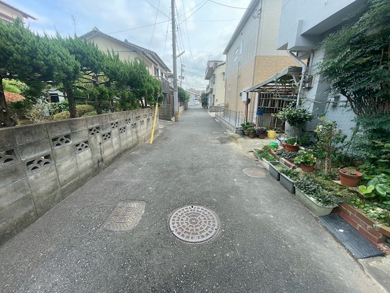 下曽根二丁目1番土地 現地写真（前面道路含む現地写真）