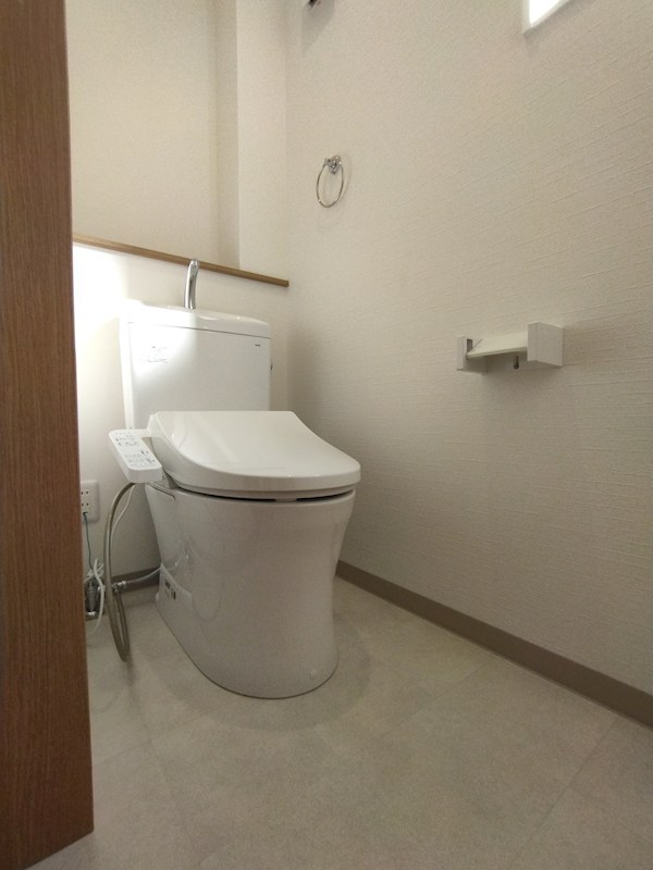 寺内二丁目新築戸建C棟 内観写真（トイレ）