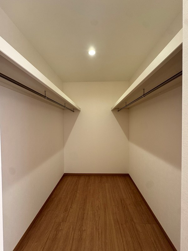 寺内二丁目新築戸建C棟 内観写真（収納）