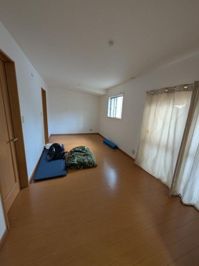 志井四丁目戸建 内観写真（リビング以外の居室）