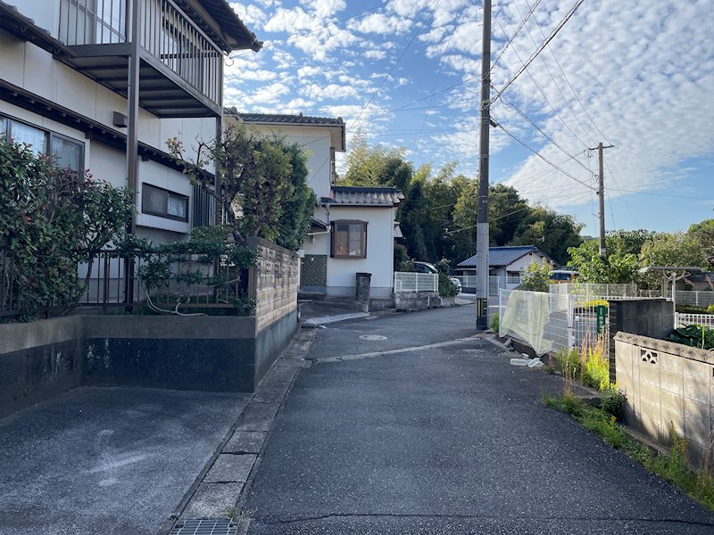 熊谷三丁目10番戸建  現地写真（前面道路含む現地写真）