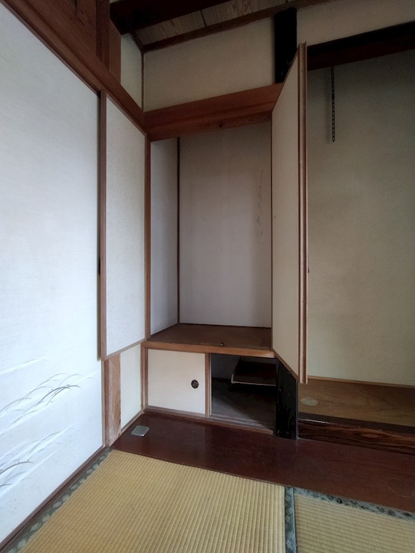 高須北二丁目戸建 内観写真（収納）