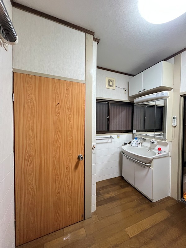 用勺町戸建 内観写真（洗面台・洗面所）