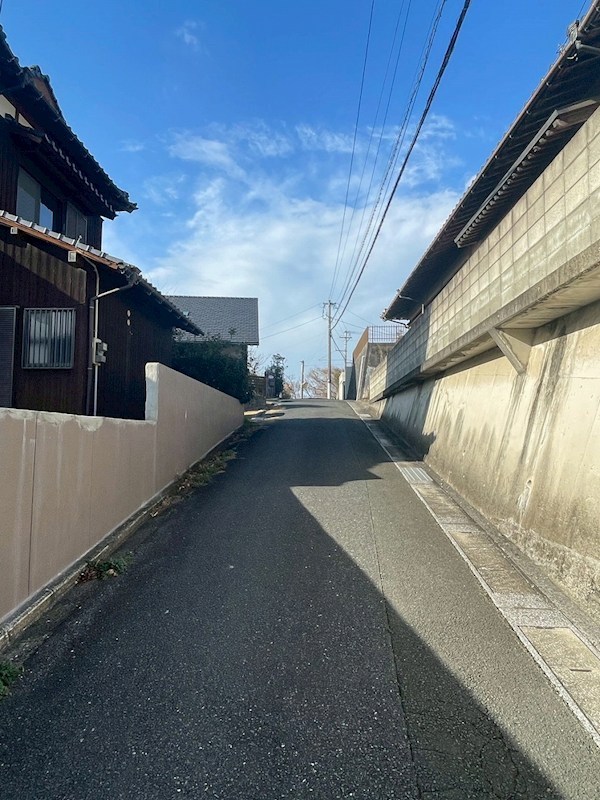 須恵四丁目戸建 現地写真（前面道路含む現地写真）