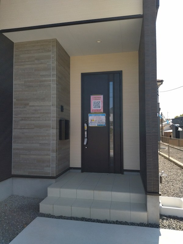 徳重新築戸建1号棟　2期 現地写真（玄関）
