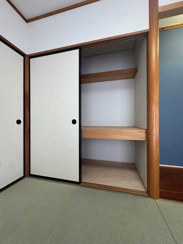 ひかりヶ丘七丁目戸建 内観写真（収納）