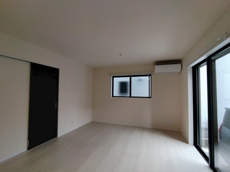 春日台三丁目新築戸建1号棟 内観写真（リビング）