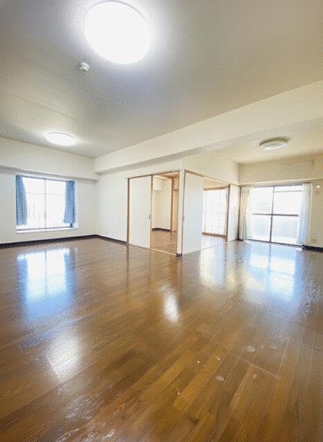 鳥旗スカイマンション3番館 内観写真（リビング）