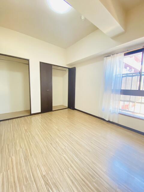 鳥旗スカイマンション3番館 内観写真（リビング以外の居室）