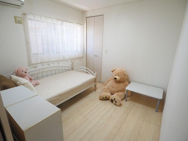 朽網西四丁目戸建 内観写真（リビング以外の居室）