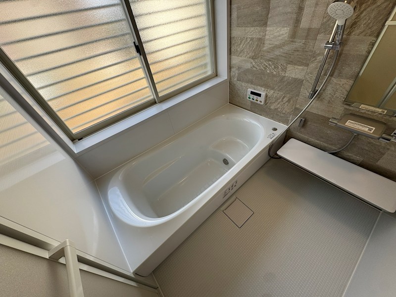 自由ヶ丘南四丁目戸建 内観写真（浴室）