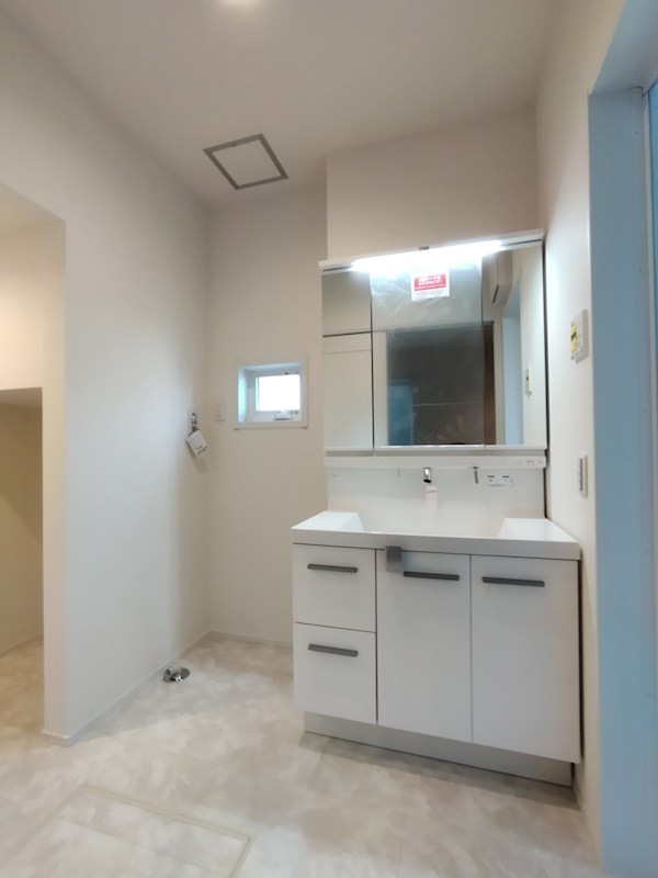 相生町新築戸建5号地  内観写真（洗面台・洗面所）