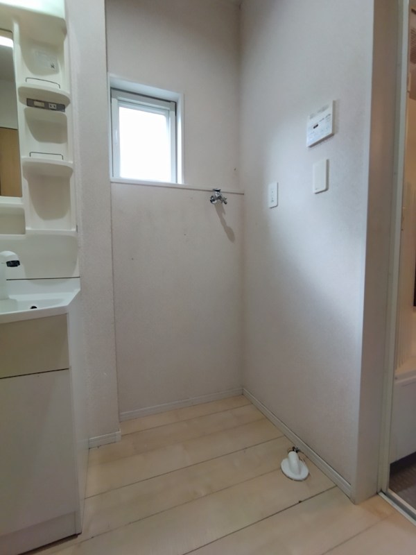 中尾一丁目戸建 内観写真（洗面台・洗面所）