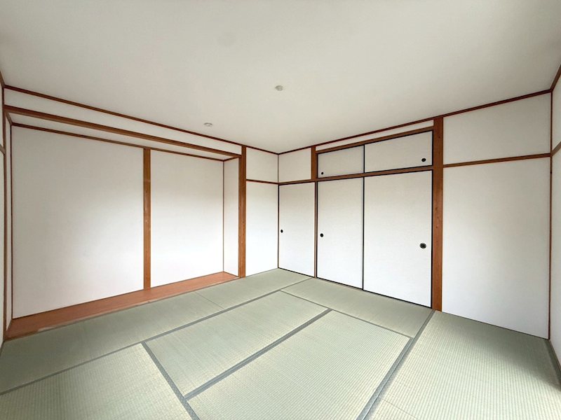 千代二丁目戸建 内観写真（リビング以外の居室）