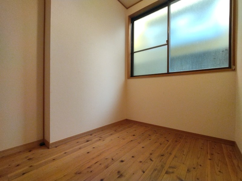 小嶺台四丁目14番戸建 内観写真（リビング以外の居室）