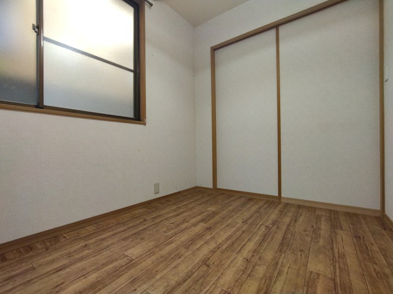 小嶺台四丁目14番戸建 内観写真（リビング以外の居室）