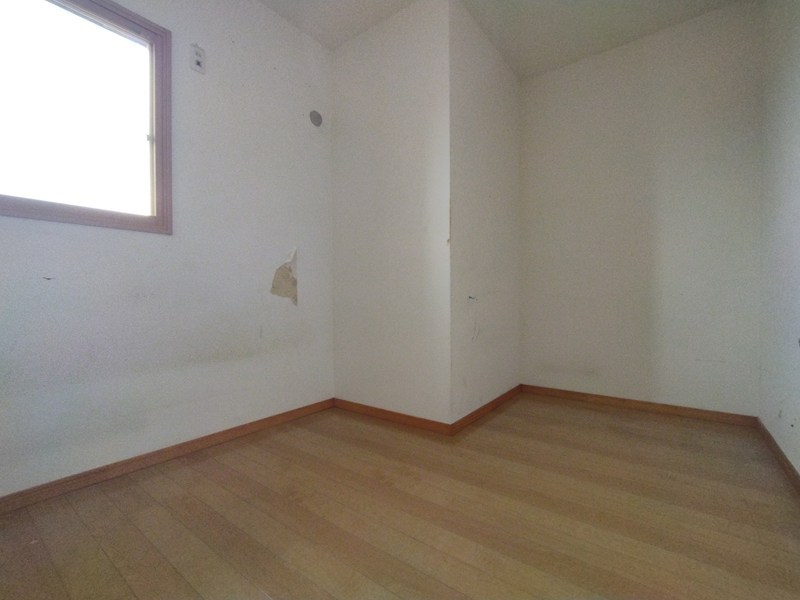 小嶺台四丁目14番戸建 内観写真（リビング以外の居室）