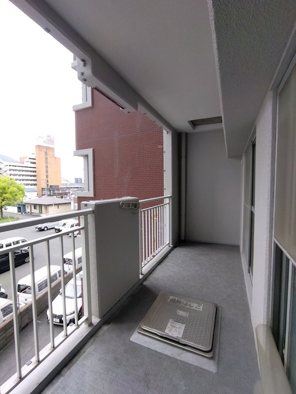 ホワイトキャッスル中津口 現地写真（バルコニー）